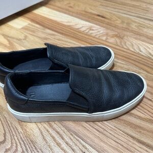 Black Slip-On Women's Ugg Sneakers